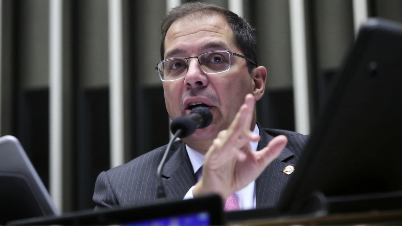 Altineu Côrtes promete pautar anistia aos condenados de 8 de janeiro quando assumir Câmara