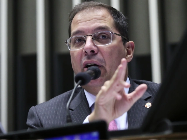 Altineu Côrtes promete pautar anistia aos condenados de 8 de janeiro quando assumir Câmara